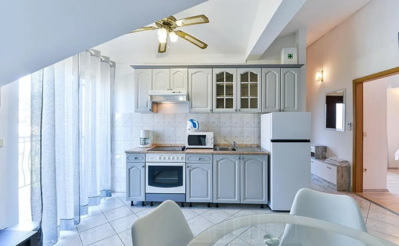 Διαμέρισμα Apartmant Franica With Heated Pool And Jacuzzi Privlaka